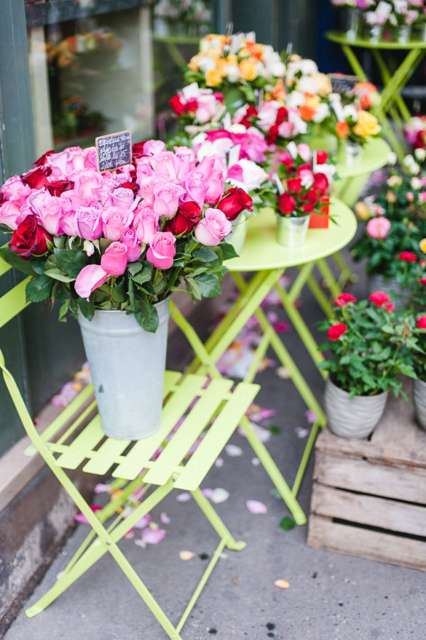 Streetphotography Paris - Blumen in der Straße