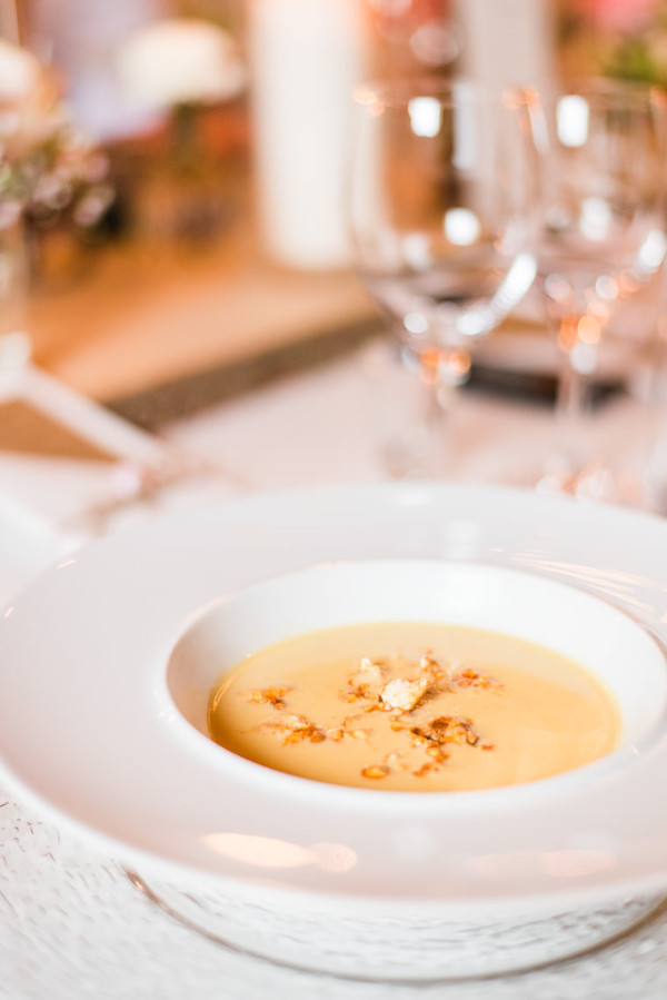 Maiscremesuppe mit PopCorn